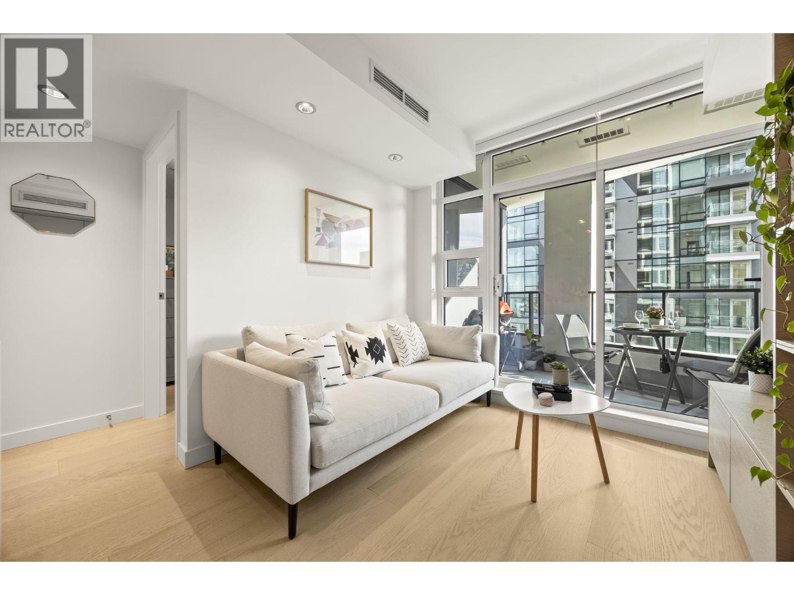 2007 1289 Hornby Street, Vancouver, British Columbia  V6Z 0G7 - Photo 11 - R3168048