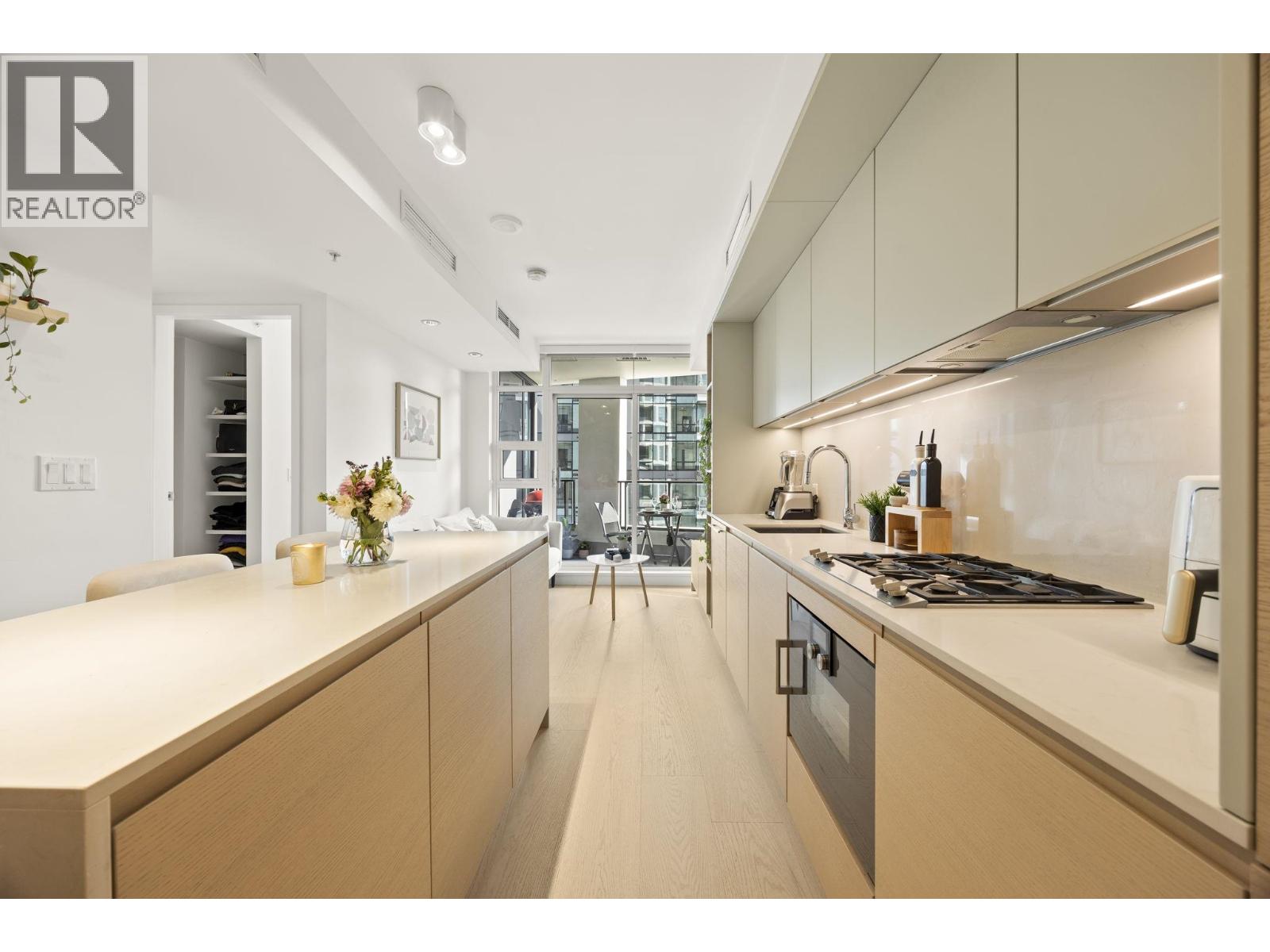 2007 1289 Hornby Street, Vancouver, British Columbia  V6Z 0G7 - Photo 3 - R3168048