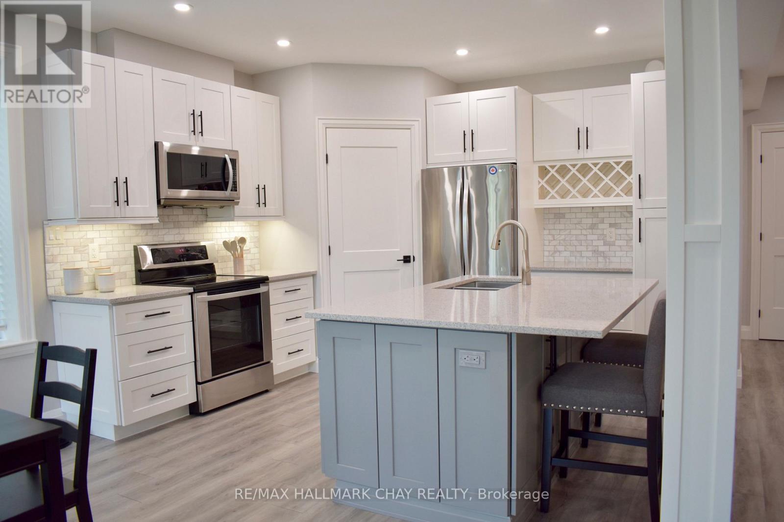 1448 B River Road, Wasaga Beach, Ontario  L8Z 2H2 - Photo 9 - S13811998