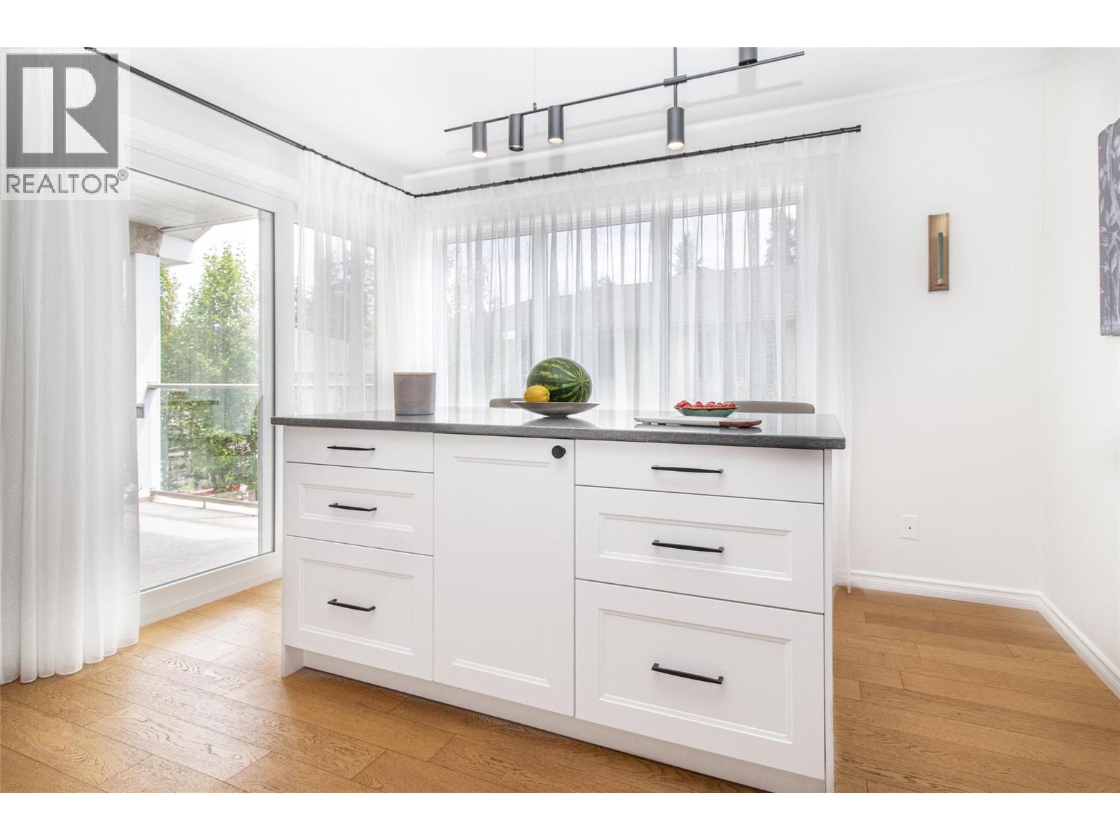 621 Cassiar Road, Kelowna, British Columbia  V1V 1M8 - Photo 16 - 10390695