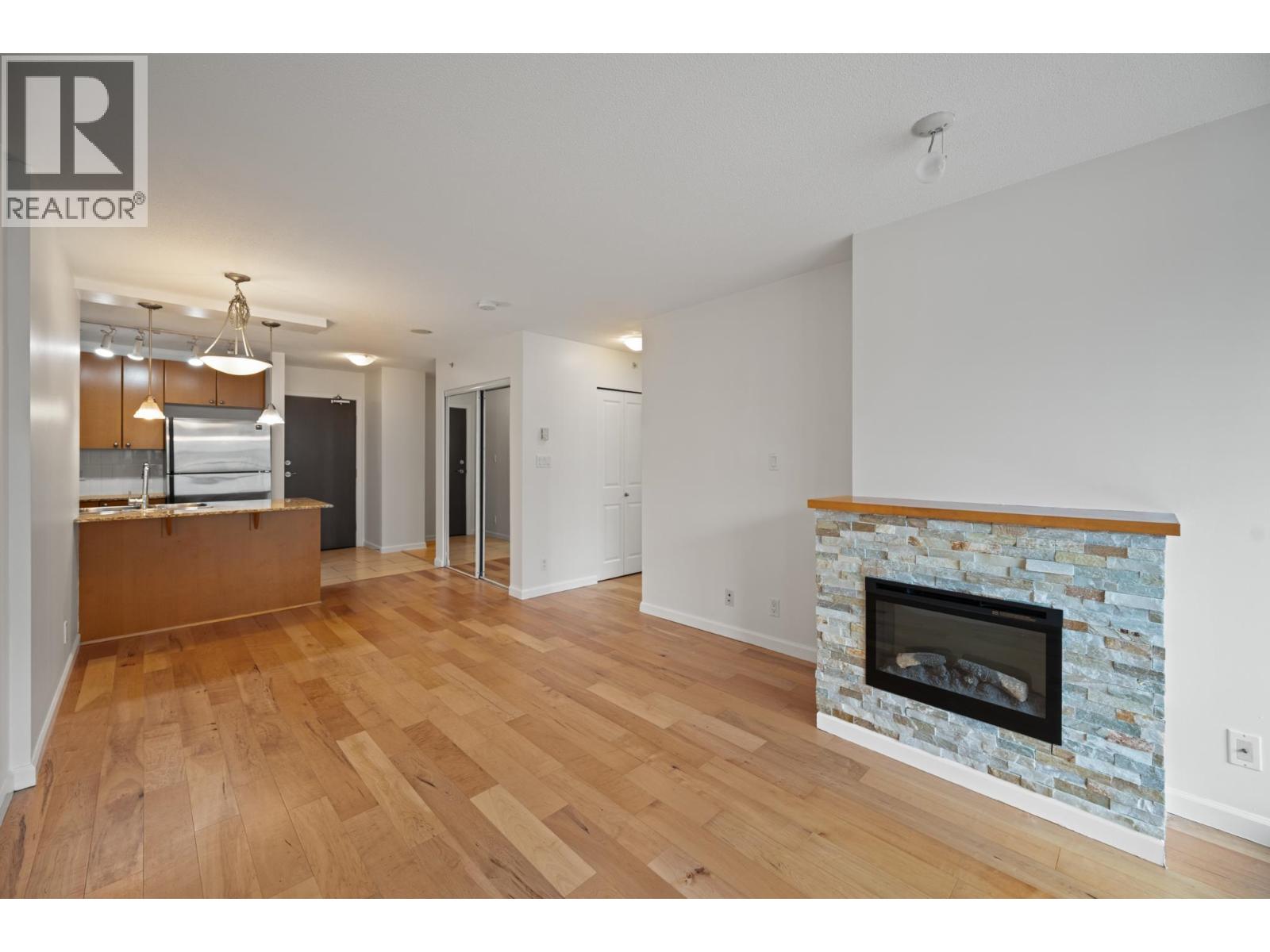 508 610 Victoria Street, New Westminster, British Columbia  V3M 0A5 - Photo 6 - R3163895
