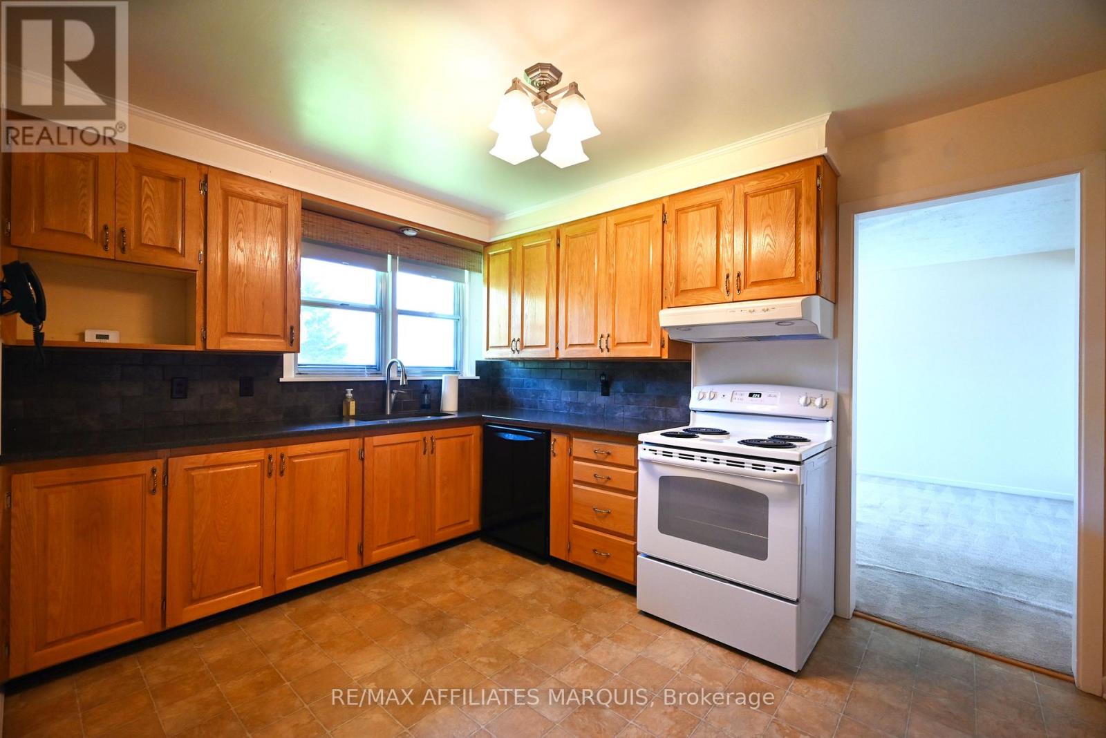 499 County Rd 29 Road, Rideau Lakes, Ontario  K7A 4S5 - Photo 9 - X13812080
