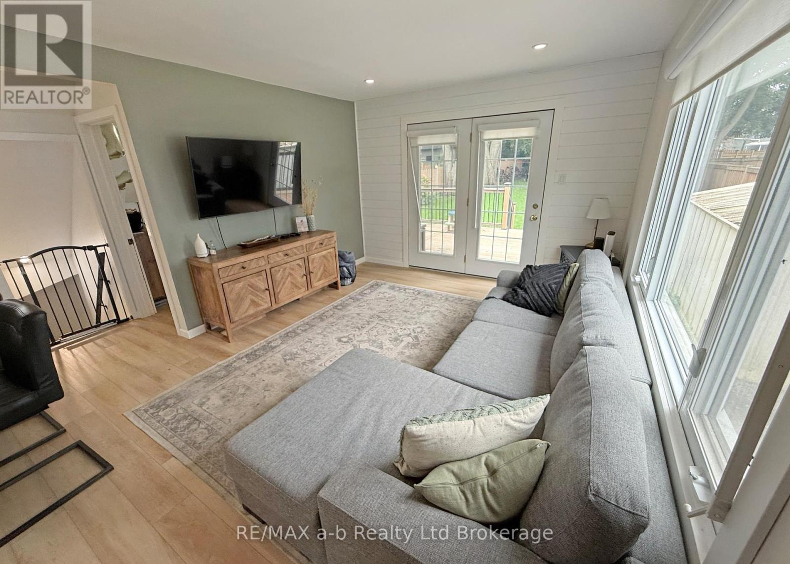 357 Knightsbridge Road, Woodstock, Ontario  N4S 7C8 - Photo 21 - X13812044