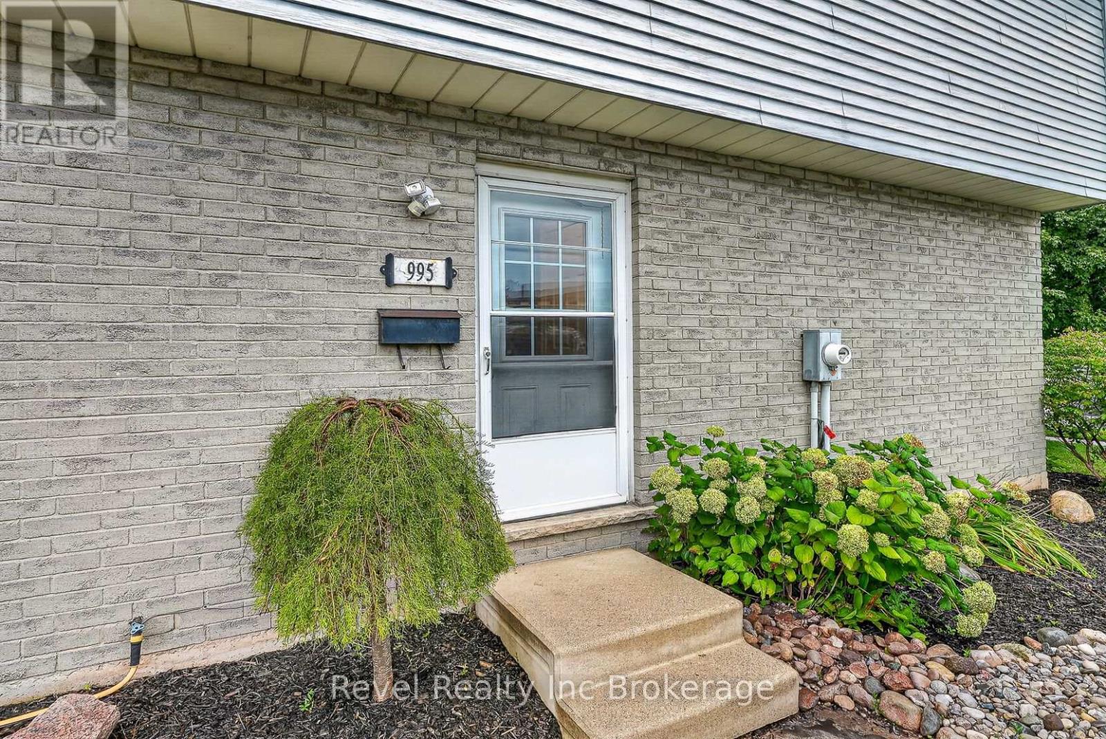 995 Cree Avenue, Woodstock, Ontario  N4T 1E7 - Photo 11 - X13812076