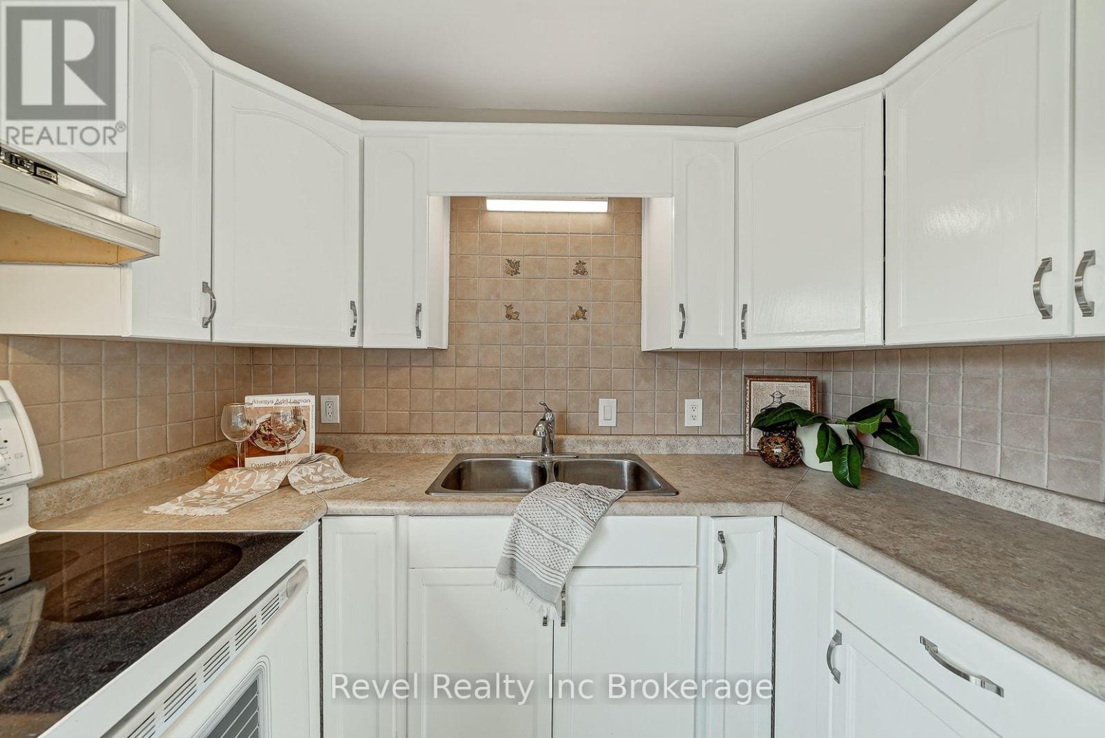 995 Cree Avenue, Woodstock, Ontario  N4T 1E7 - Photo 23 - X13812076