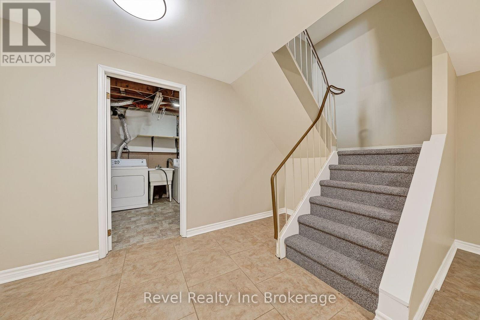 995 Cree Avenue, Woodstock, Ontario  N4T 1E7 - Photo 32 - X13812076