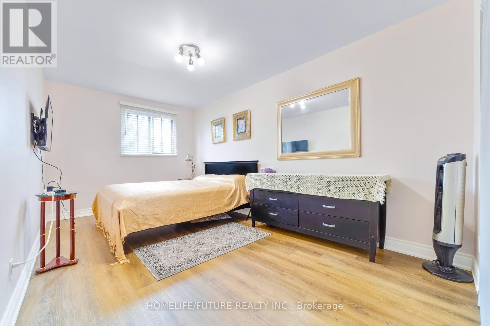118 Brookmill Boulevard, Toronto, Ontario  M1W 2K5 - Photo 21 - E13812074