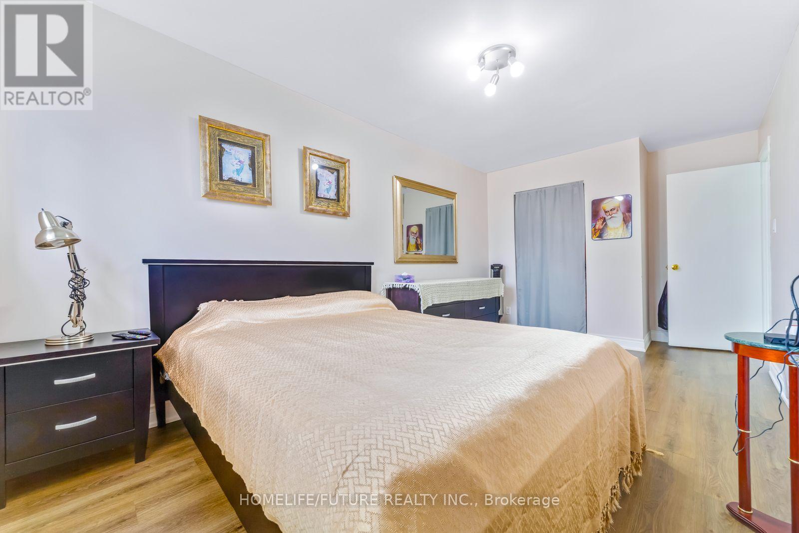 118 Brookmill Boulevard, Toronto, Ontario  M1W 2K5 - Photo 22 - E13812074