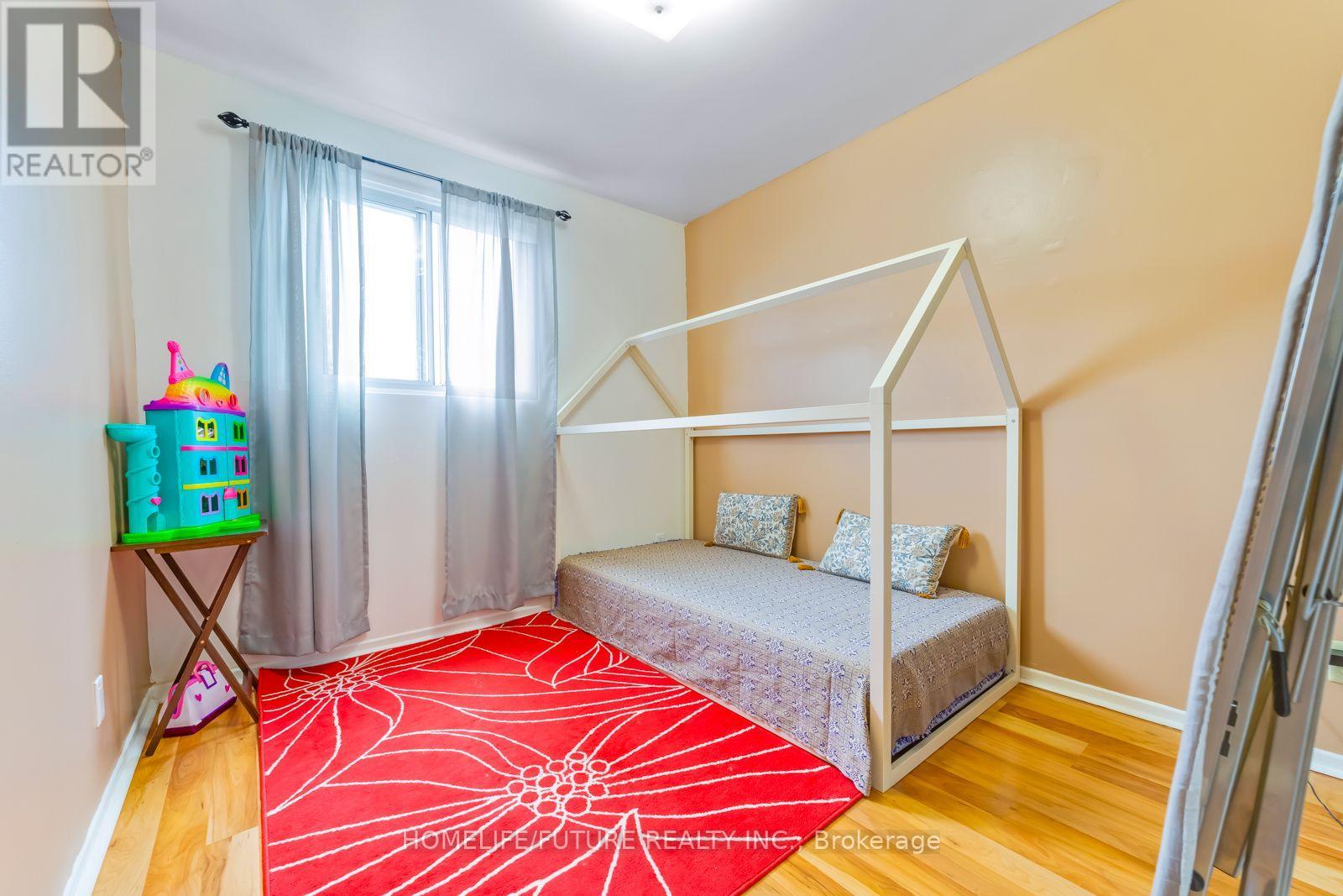 118 Brookmill Boulevard, Toronto, Ontario  M1W 2K5 - Photo 25 - E13812074