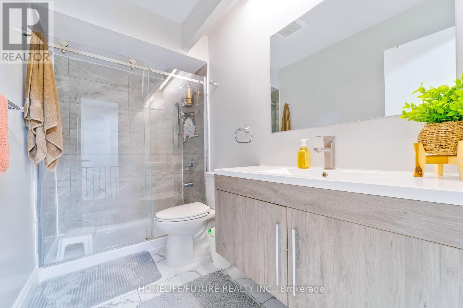 118 Brookmill Boulevard, Toronto, Ontario  M1W 2K5 - Photo 26 - E13812074