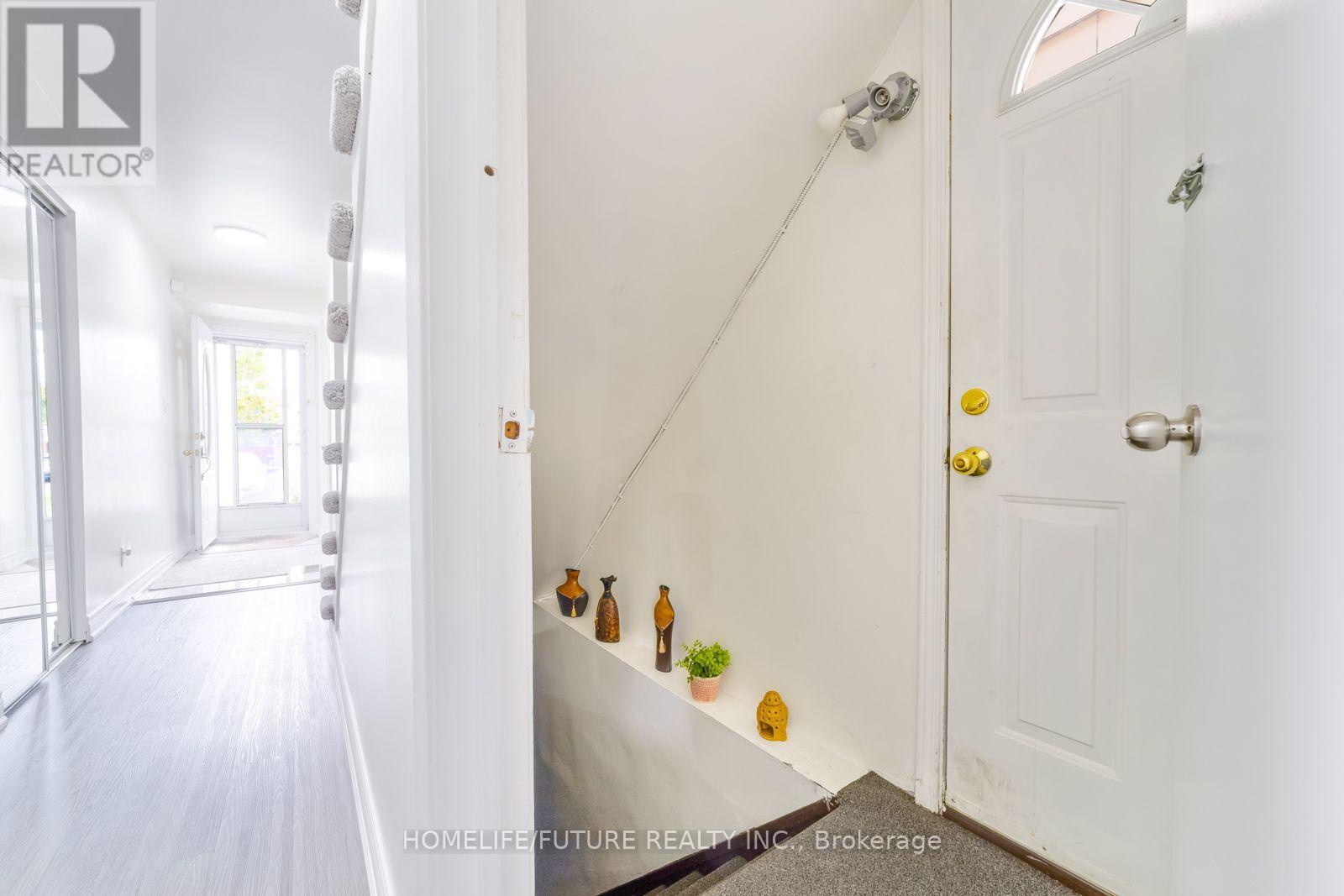 118 Brookmill Boulevard, Toronto, Ontario  M1W 2K5 - Photo 27 - E13812074