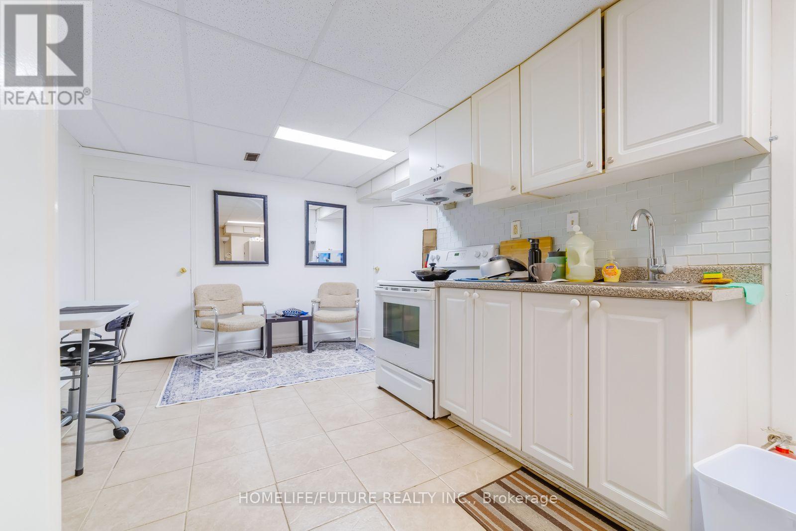 118 Brookmill Boulevard, Toronto, Ontario  M1W 2K5 - Photo 29 - E13812074