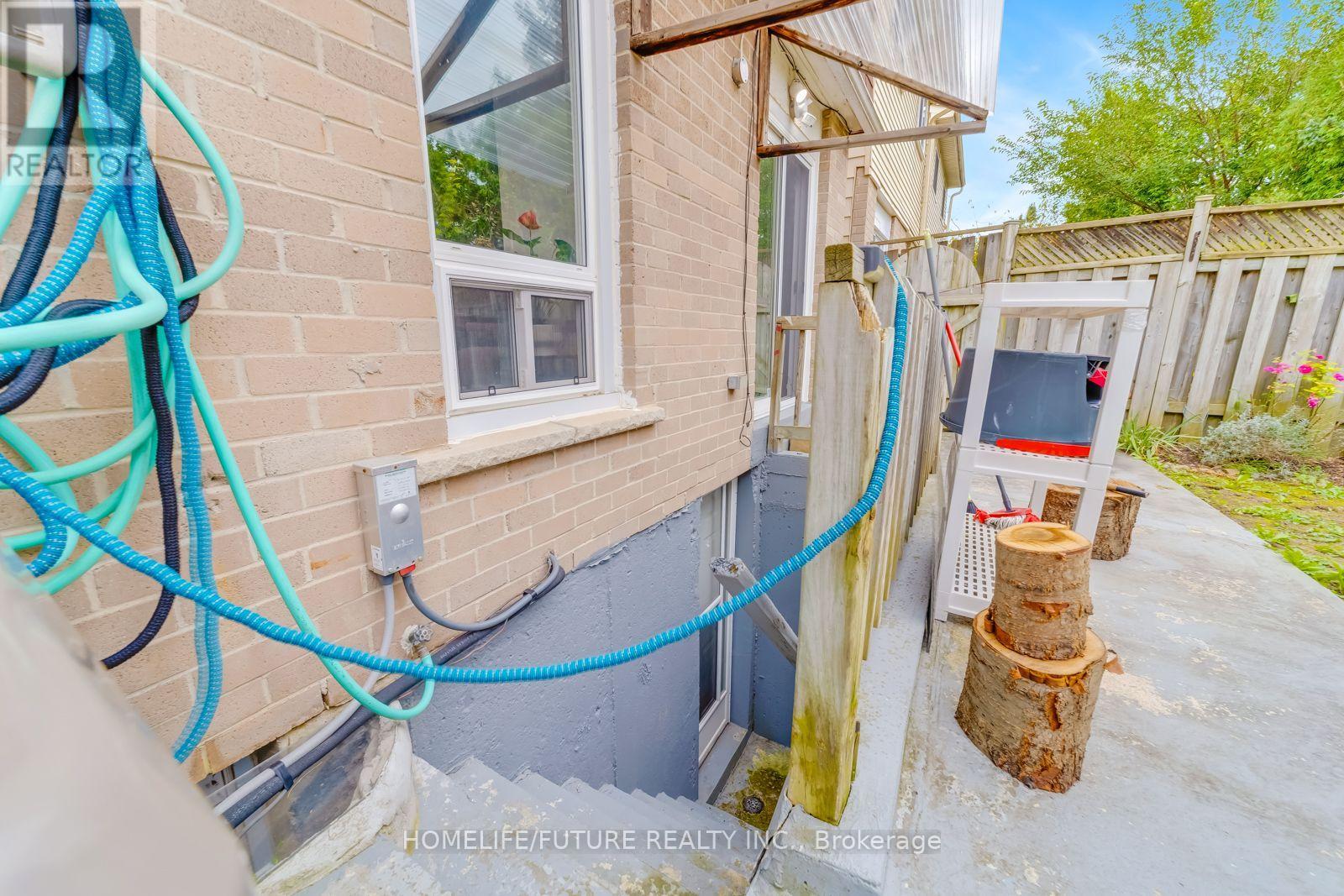 118 Brookmill Boulevard, Toronto, Ontario  M1W 2K5 - Photo 37 - E13812074