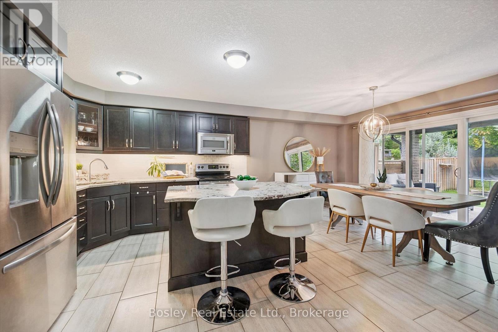 94 Maplecrest Drive, Woolwich, Ontario  N0B 1M0 - Photo 11 - X13812038