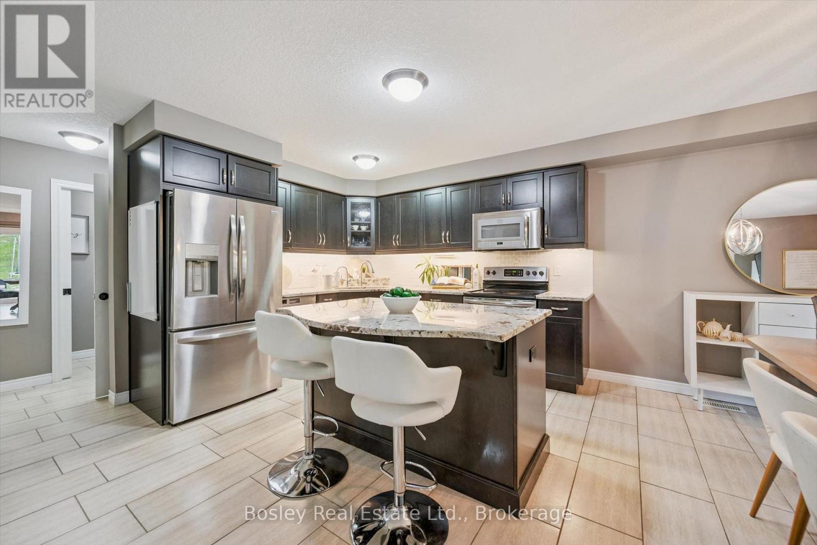 94 Maplecrest Drive, Woolwich, Ontario  N0B 1M0 - Photo 12 - X13812038