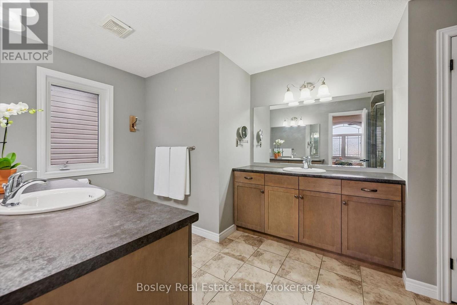 94 Maplecrest Drive, Woolwich, Ontario  N0B 1M0 - Photo 22 - X13812038