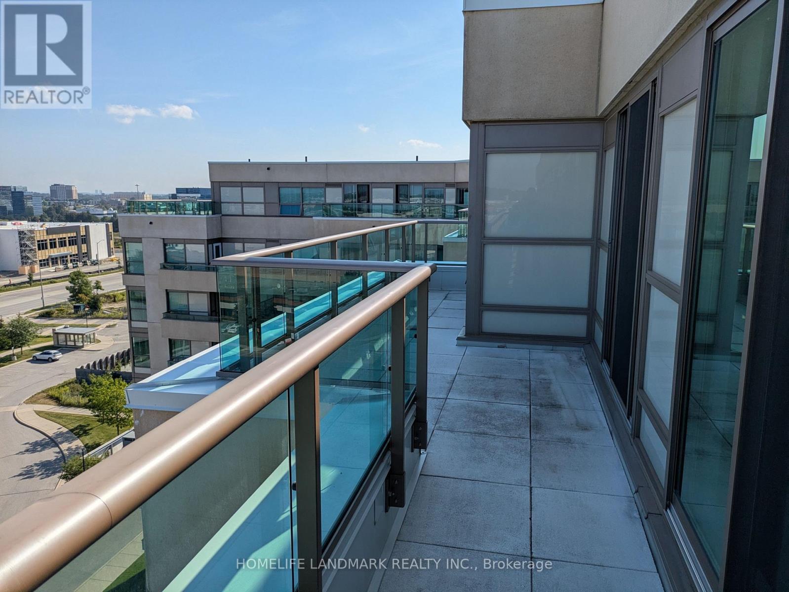 1008 - 75 Norman Bethune Avenue, Richmond Hill, Ontario  L4B 0B6 - Photo 6 - N13716548