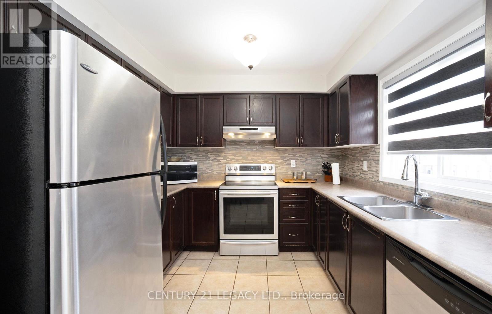131 Sugarhill Drive, Brampton, Ontario  L7A 3X4 - Photo 15 - W13807526