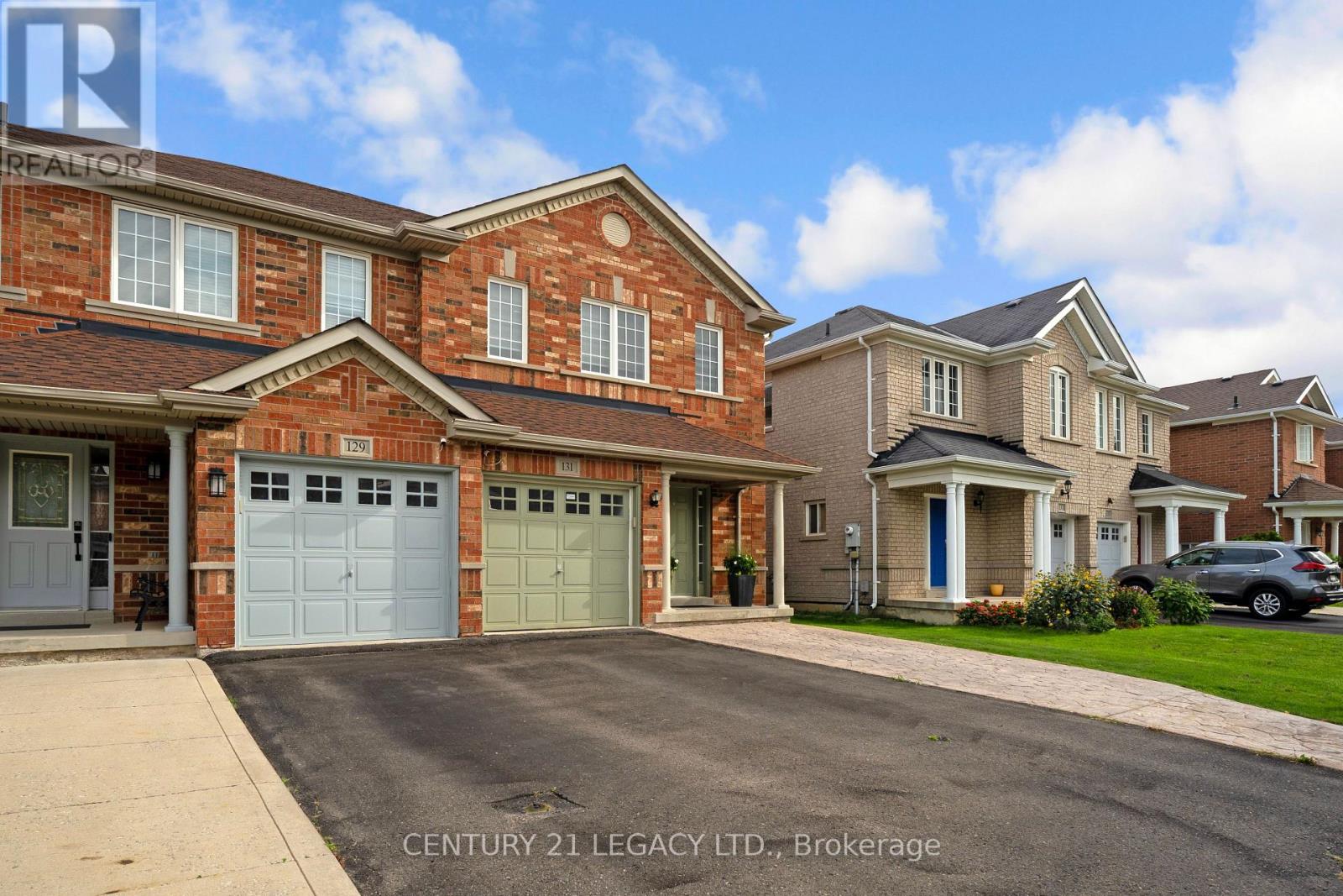 131 Sugarhill Drive, Brampton, Ontario  L7A 3X4 - Photo 5 - W13807526