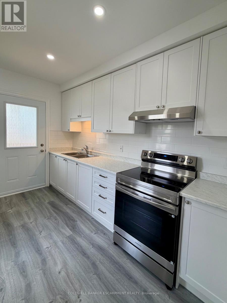 APARTMENT A - 5 MILL STREET, Halton Hills, Ontario