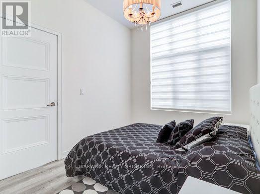 105 - 1 Neighbourhood Lane, Toronto, Ontario  M8Y 0C2 - Photo 15 - W13812086