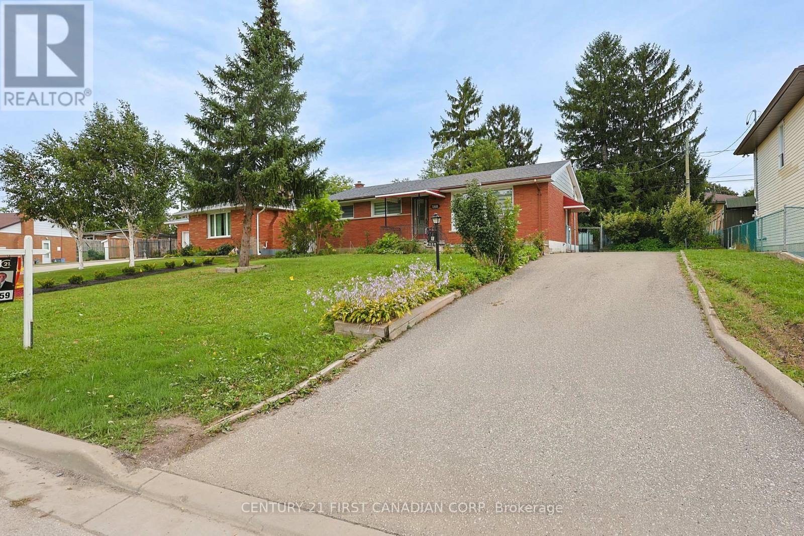 Upper - 268 Burlington Crescent, London South, Ontario  N5Z 3G5 - Photo 3 - X13799680