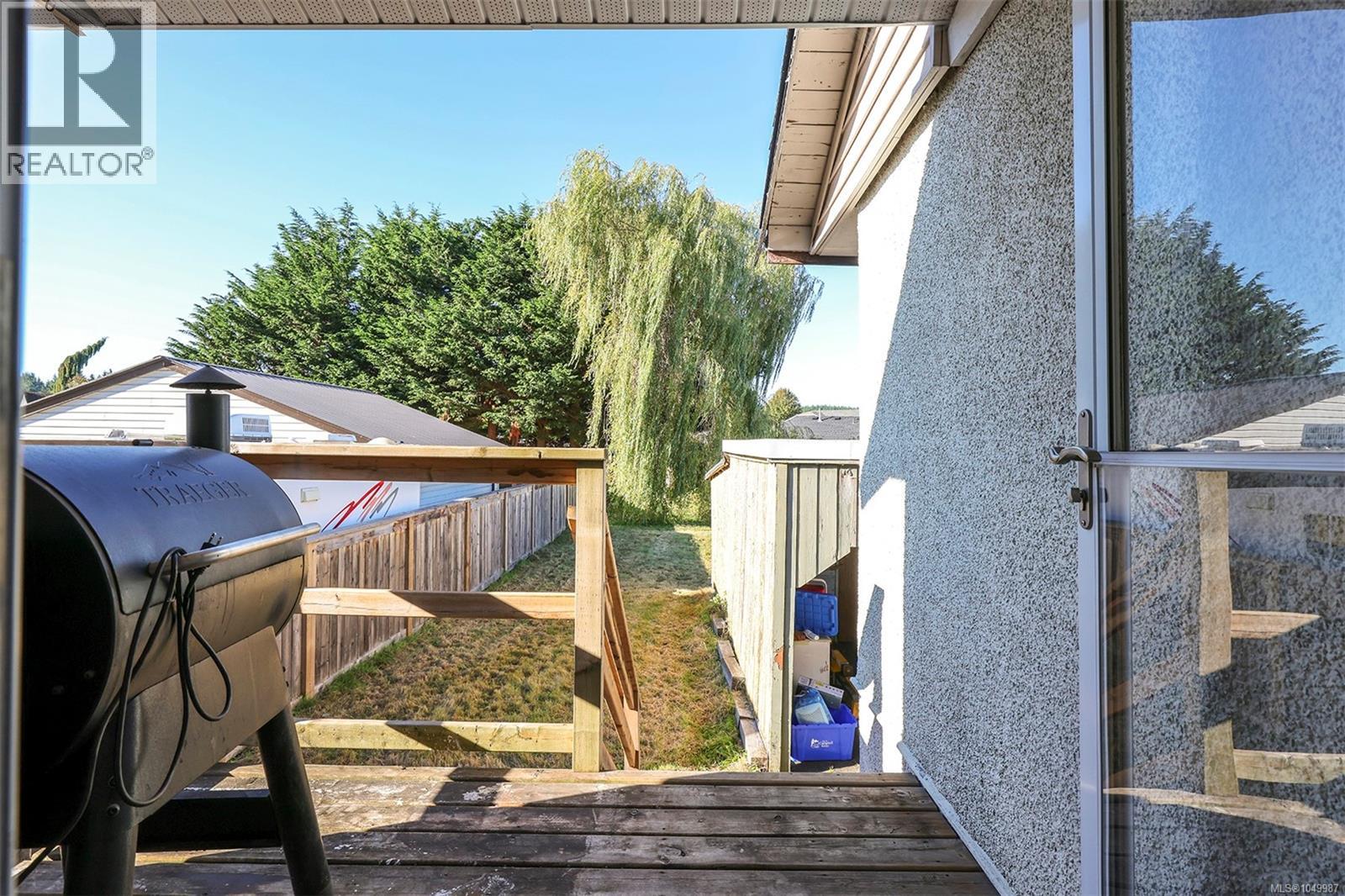 3648 Island Hwy S, Campbell River, British Columbia  V9W 1E6 - Photo 18 - 1049987