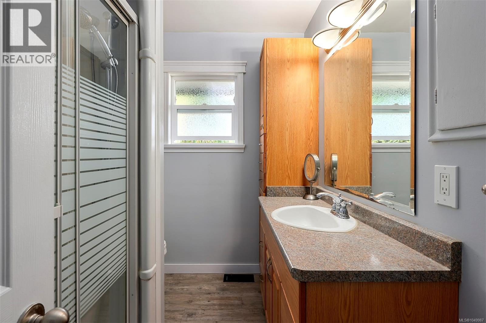 3648 Island Hwy S, Campbell River, British Columbia  V9W 1E6 - Photo 16 - 1049987
