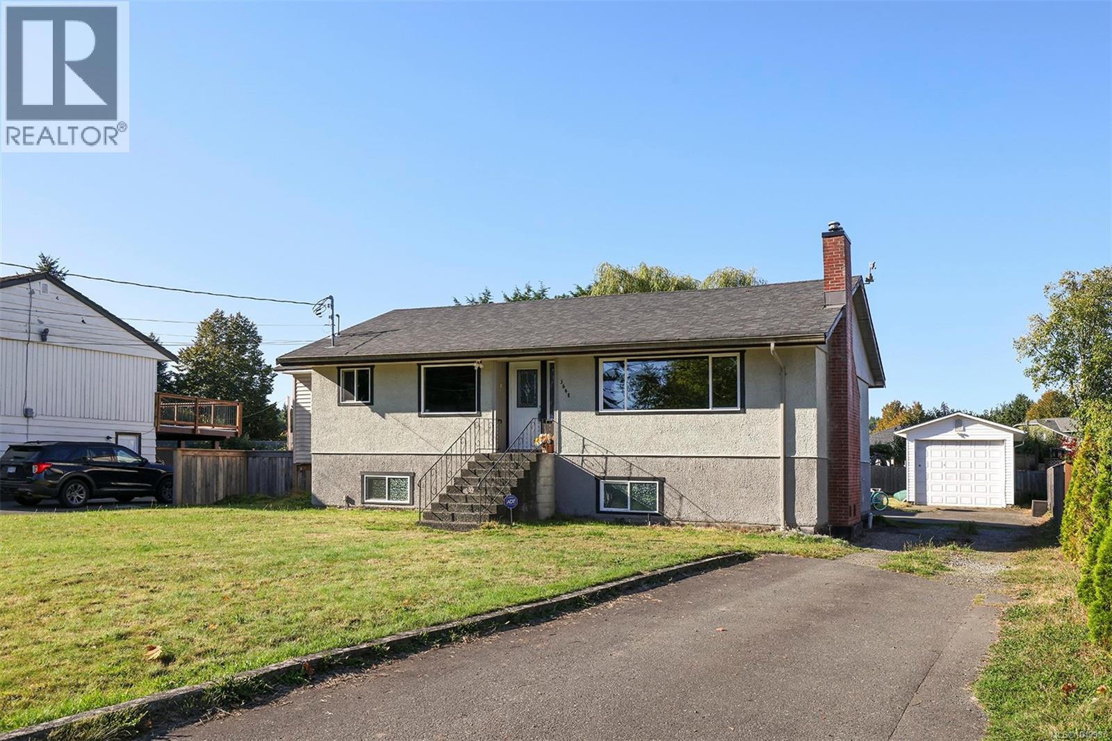 3648 Island Hwy S, Campbell River, British Columbia  V9W 1E6 - Photo 3 - 1049987