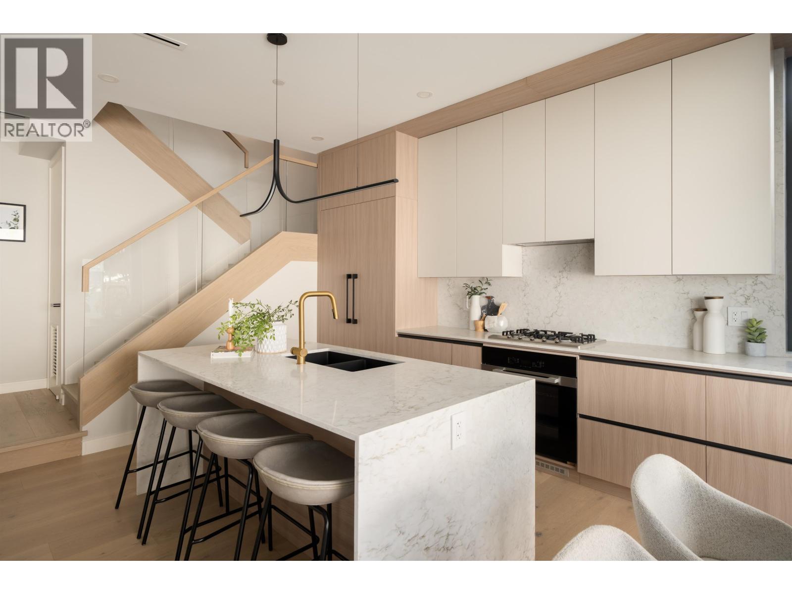 2 2941 W 29th Avenue, Vancouver, British Columbia V6L 1Y3 - Photo 11 - R3168015