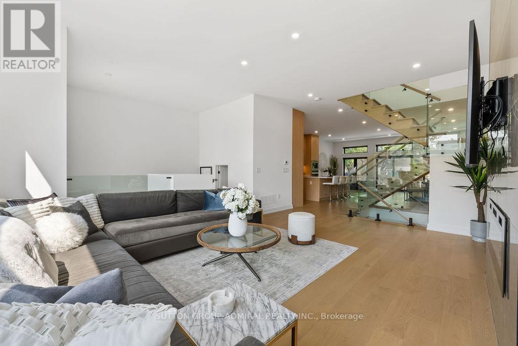 80 Bude Street, Toronto, Ontario  M6C 1X8 - Photo 4 - C13769576