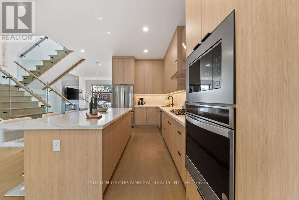 80 Bude Street, Toronto, Ontario  M6C 1X8 - Photo 14 - C13769576