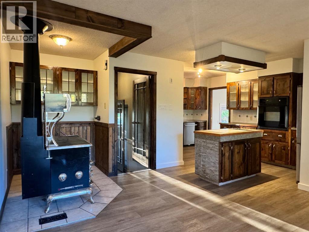 725002 Range Road 52