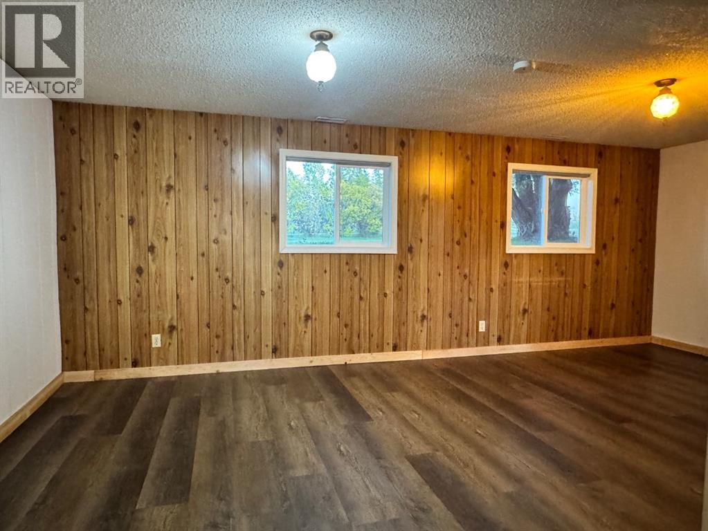 725002 Range Road 52