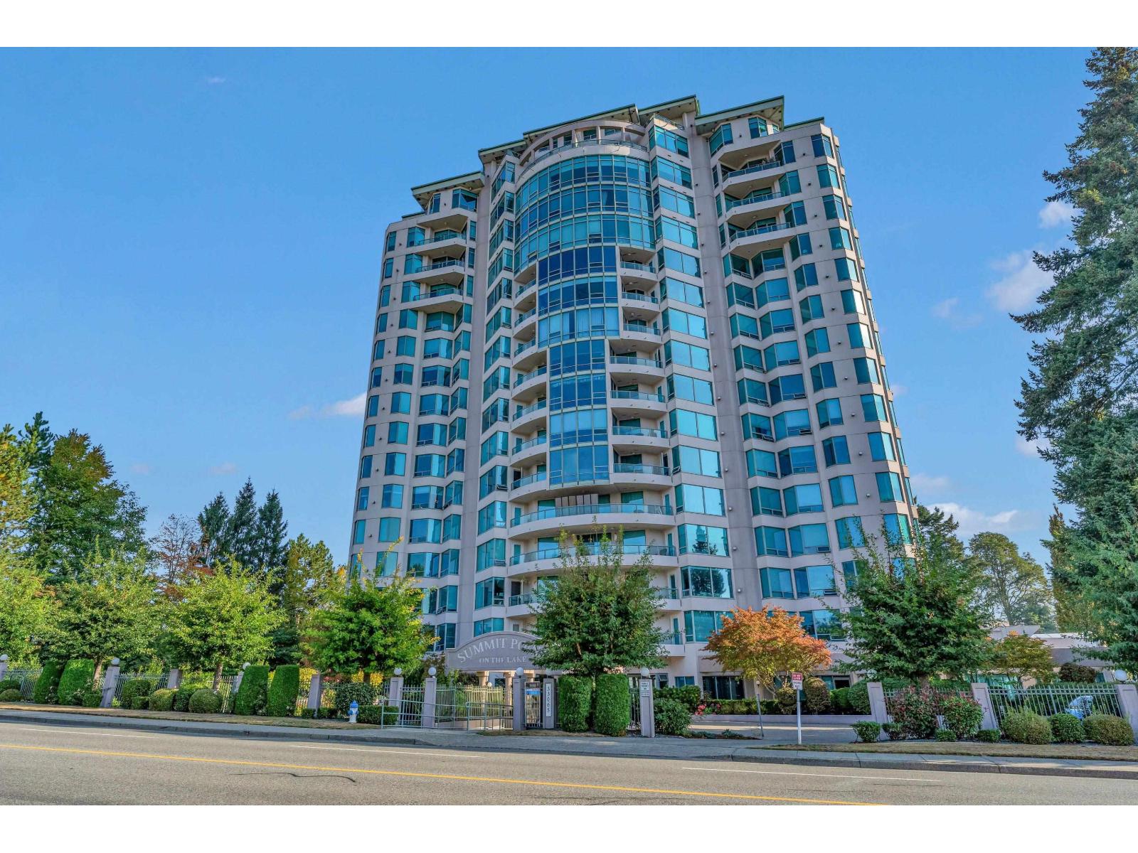 801 33065 Mill Lake Road, Abbotsford, British Columbia  V2S 8E6 - Photo 2 - R3167860