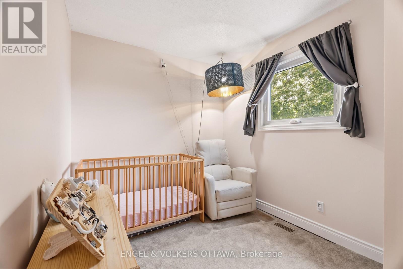 38 Compata Way, Ottawa, Ontario  K1B 4W9 - Photo 25 - X13812114