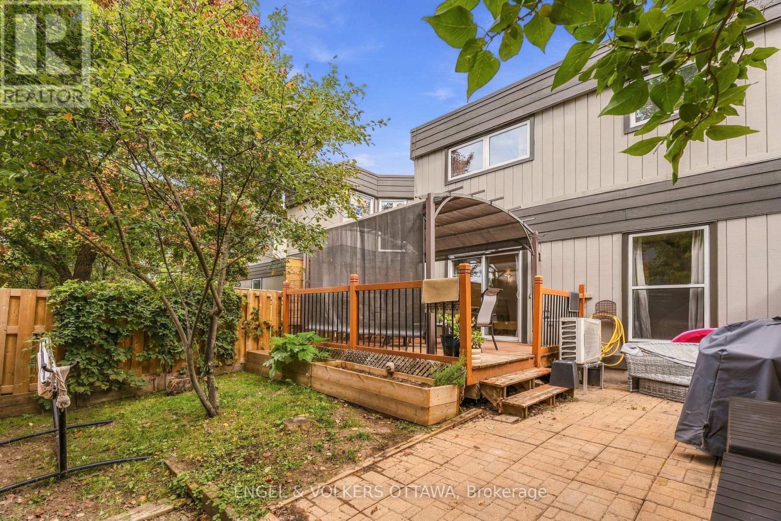38 Compata Way, Ottawa, Ontario  K1B 4W9 - Photo 39 - X13812114