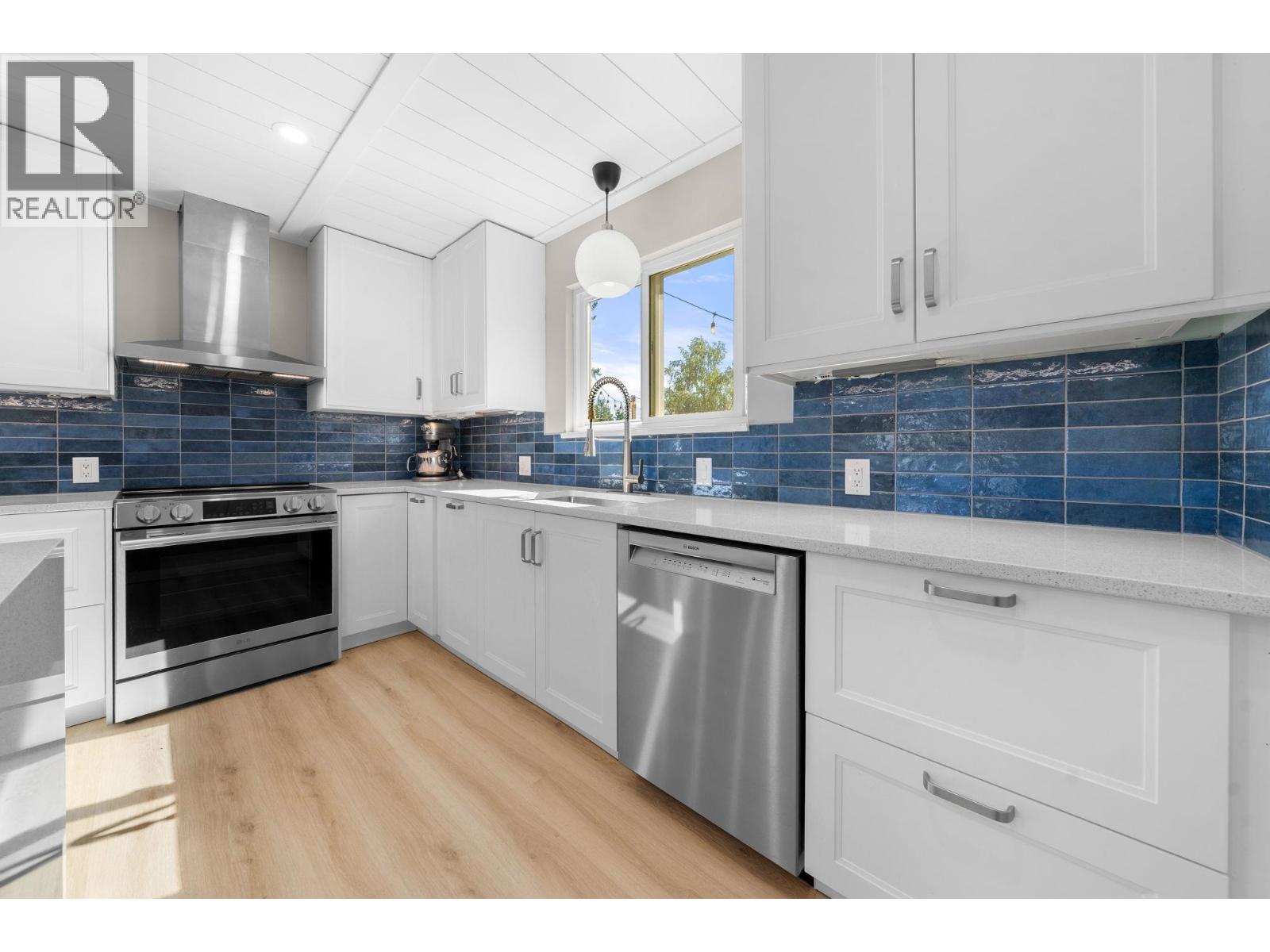 2763 Violet Street, North Vancouver, British Columbia  V7H 2L7 - Photo 11 - R3168083