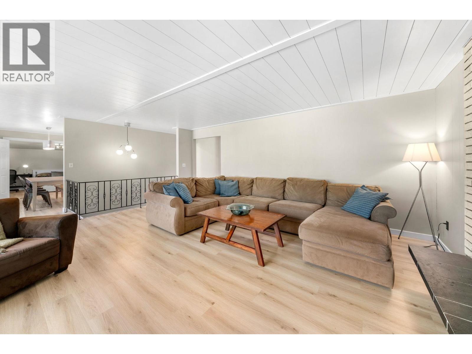 2763 Violet Street, North Vancouver, British Columbia  V7H 2L7 - Photo 15 - R3168083