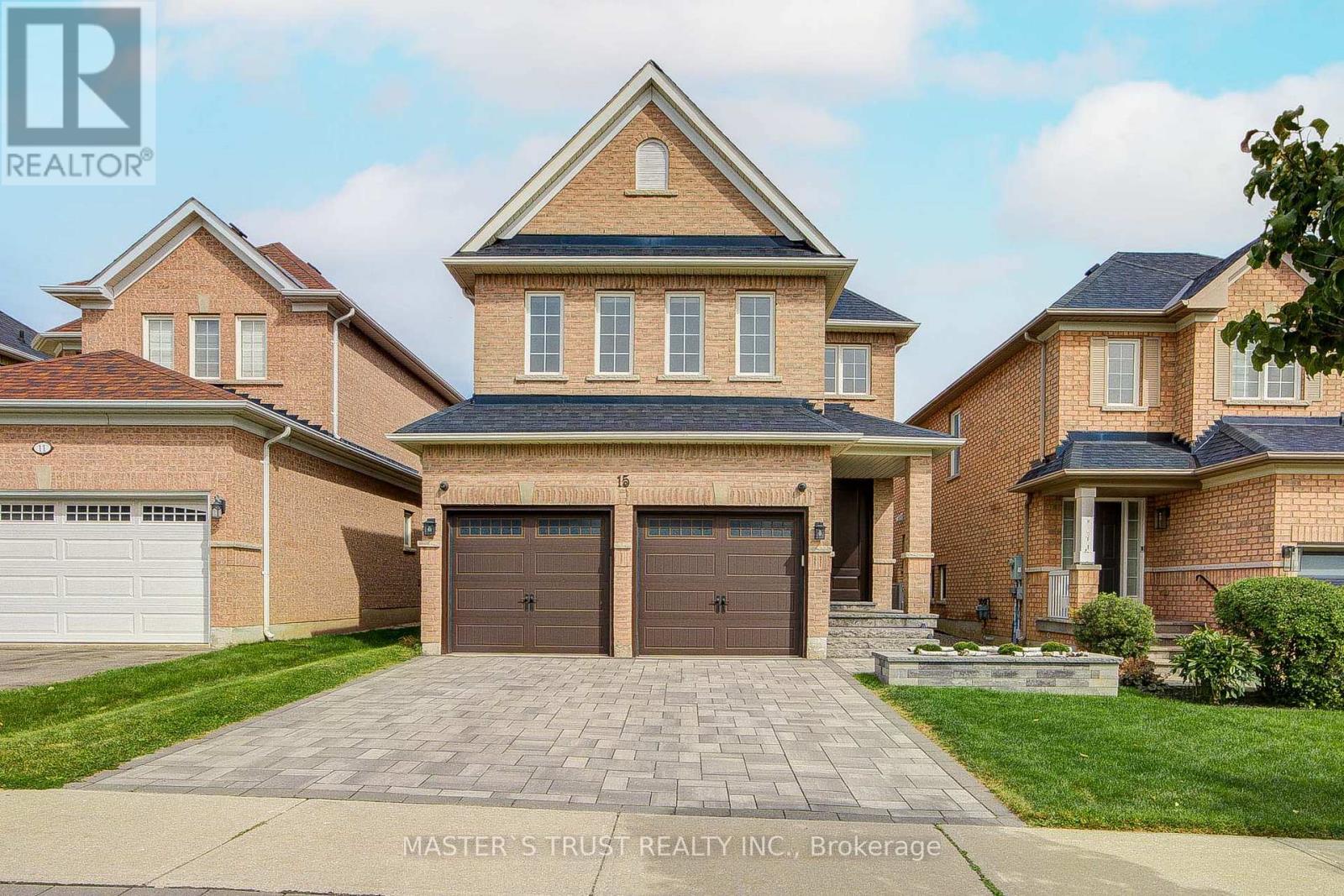 15 MIRANDO STREET, Richmond Hill, Ontario