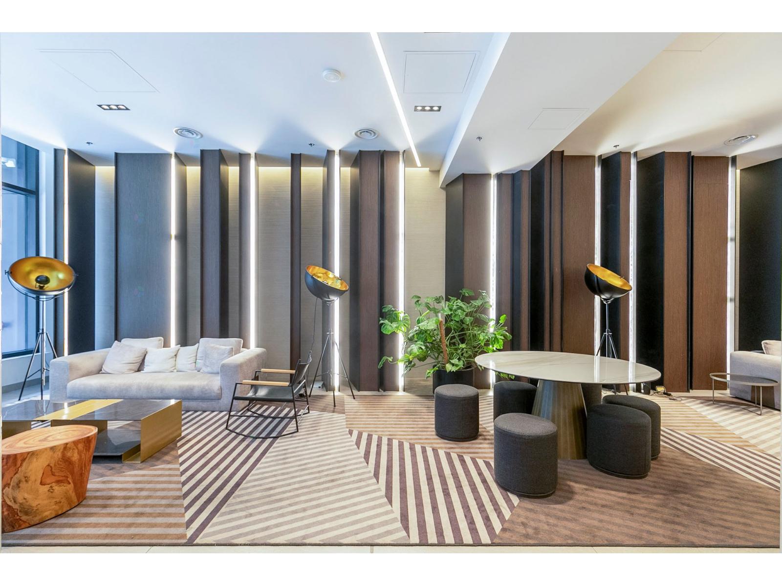 101 Rue Peel|#1809 Montréal (Le Sud-Ouest) Quebec Canada H3C0Y1 3