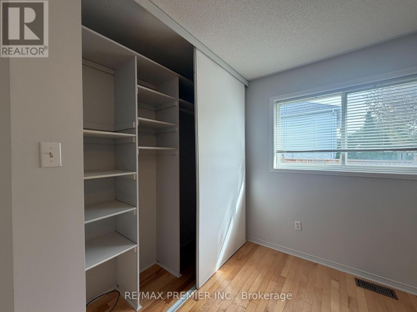 Main - 11 Draper Crescent, Barrie, Ontario  L4N 8B1 - Photo 11 - S13765992