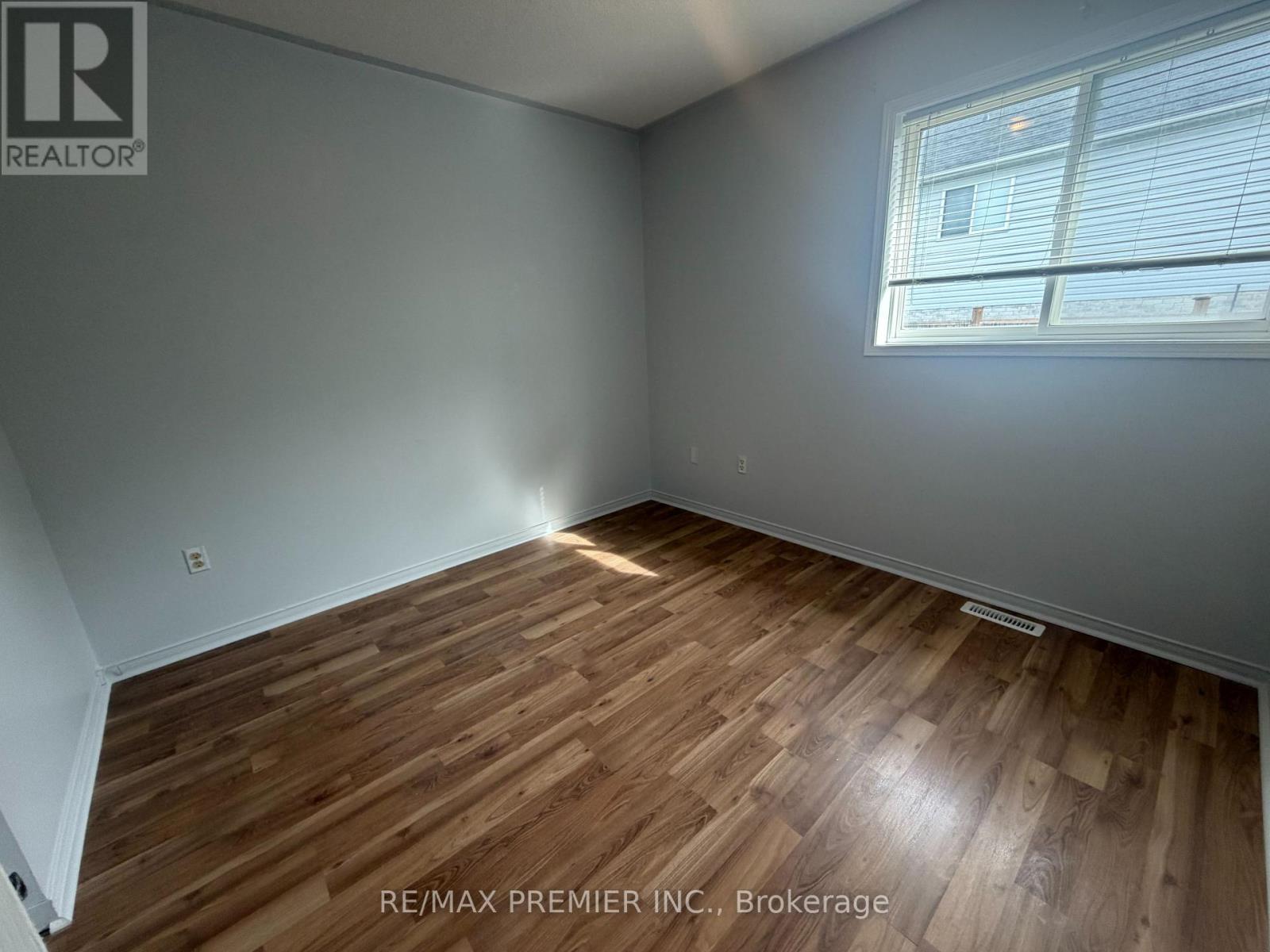 Main - 11 Draper Crescent, Barrie, Ontario  L4N 8B1 - Photo 14 - S13765992