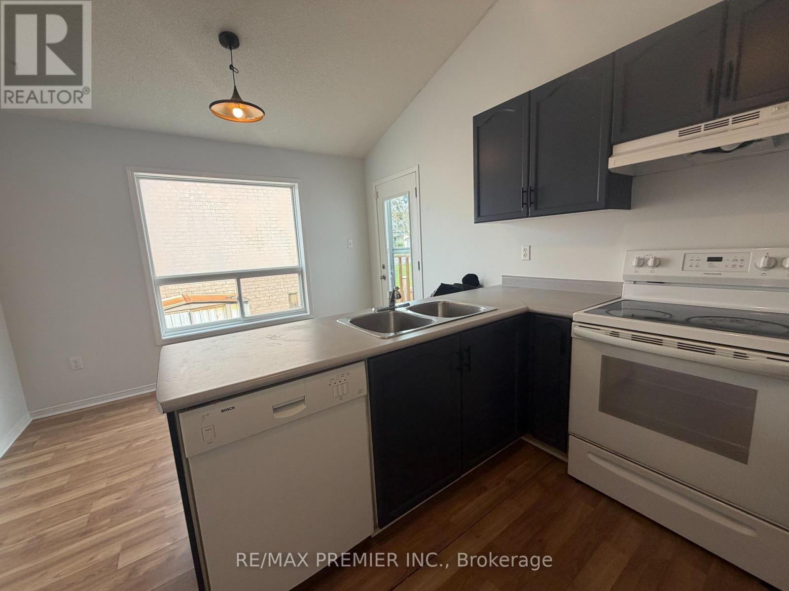 Main - 11 Draper Crescent, Barrie, Ontario  L4N 8B1 - Photo 28 - S13765992