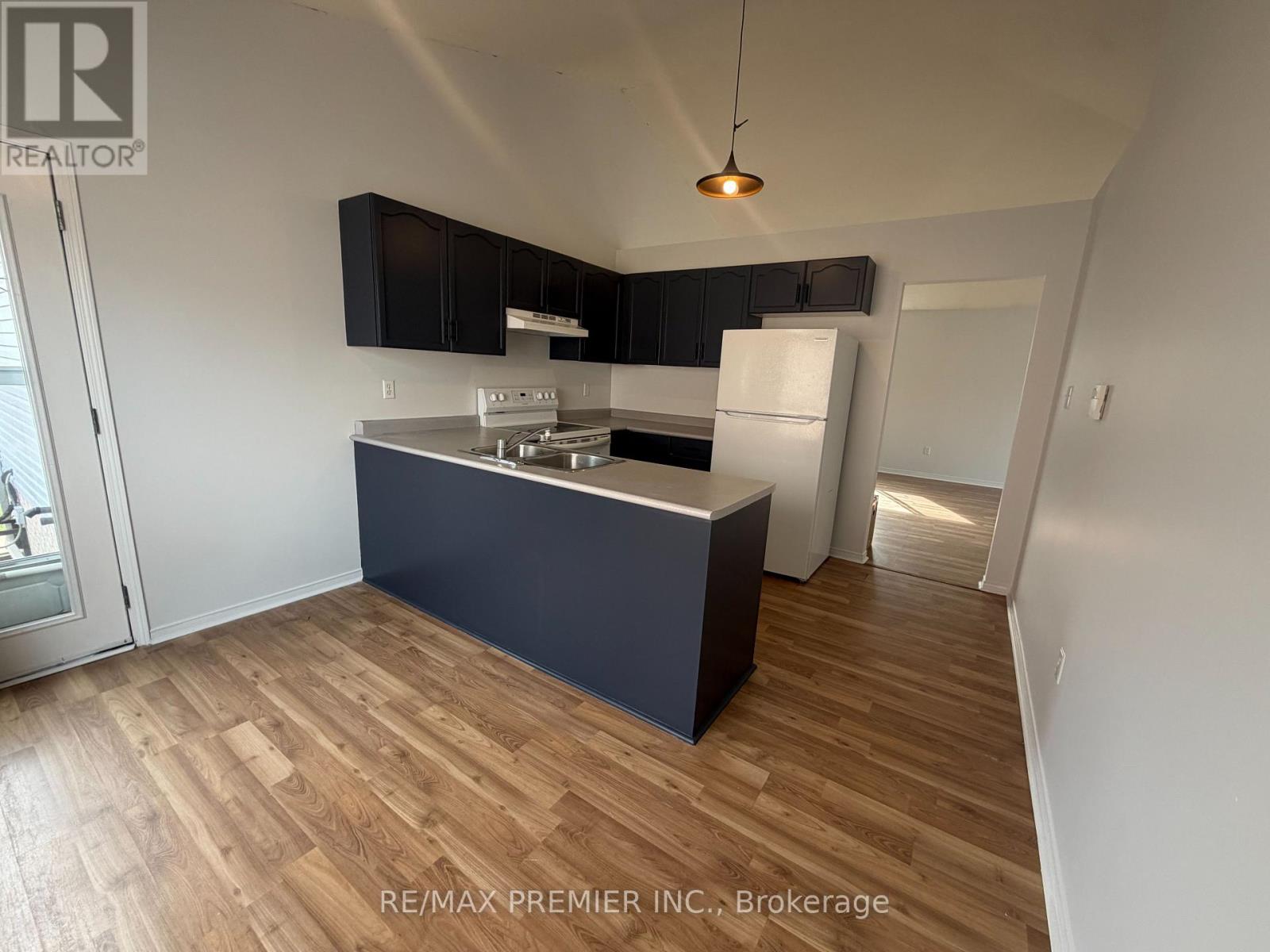 Main - 11 Draper Crescent, Barrie, Ontario  L4N 8B1 - Photo 25 - S13765992