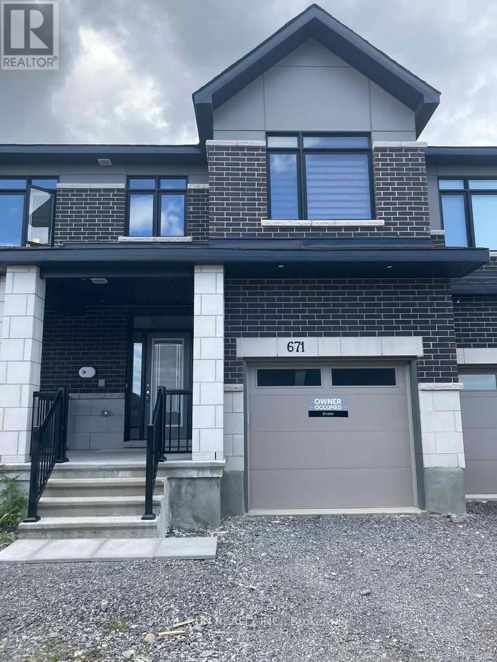 671 Rathburn Lane, Ottawa, Ontario  K1T 0V9 - Photo 1 - X13812162