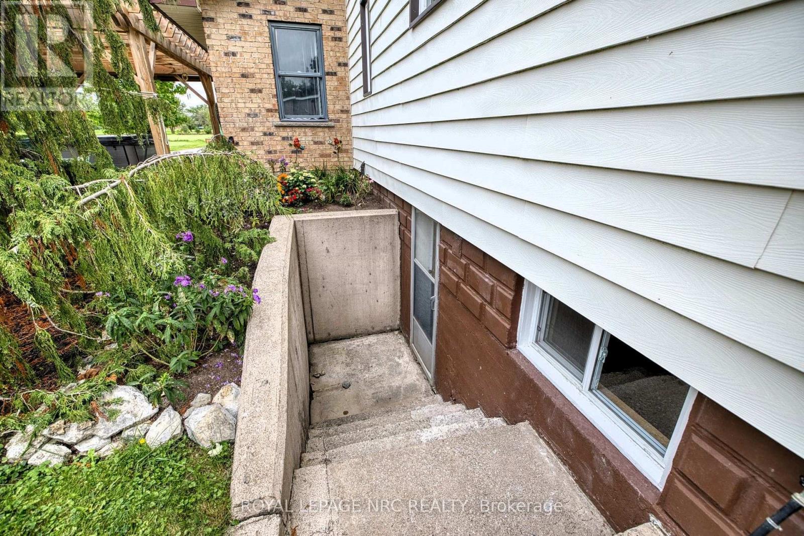 647 Chippawa Road, Port Colborne, Ontario  L3K 5V5 - Photo 8 - X13812160