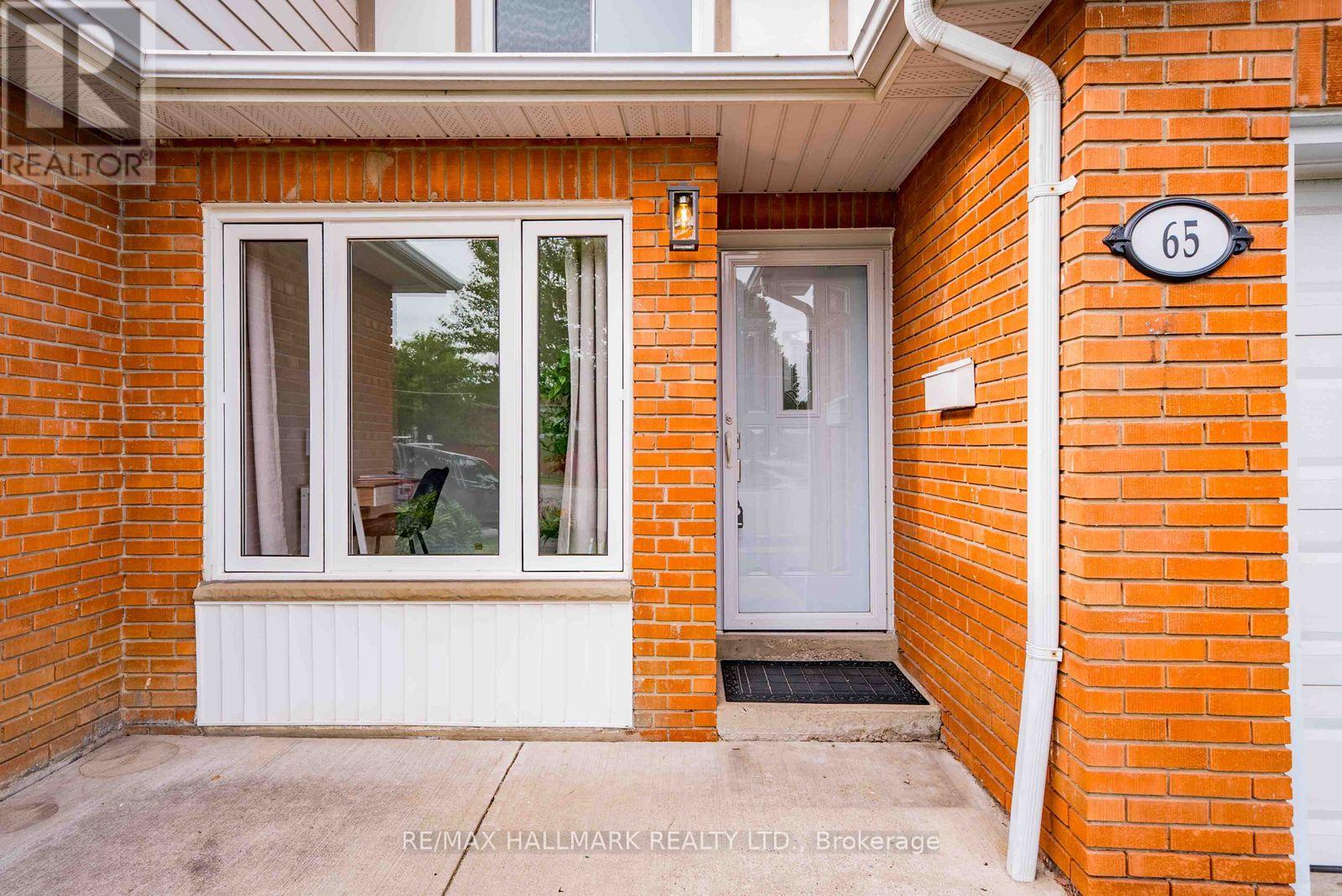 65 Baroness Crescent, Toronto, Ontario  M2J 3K4 - Photo 4 - C13812150