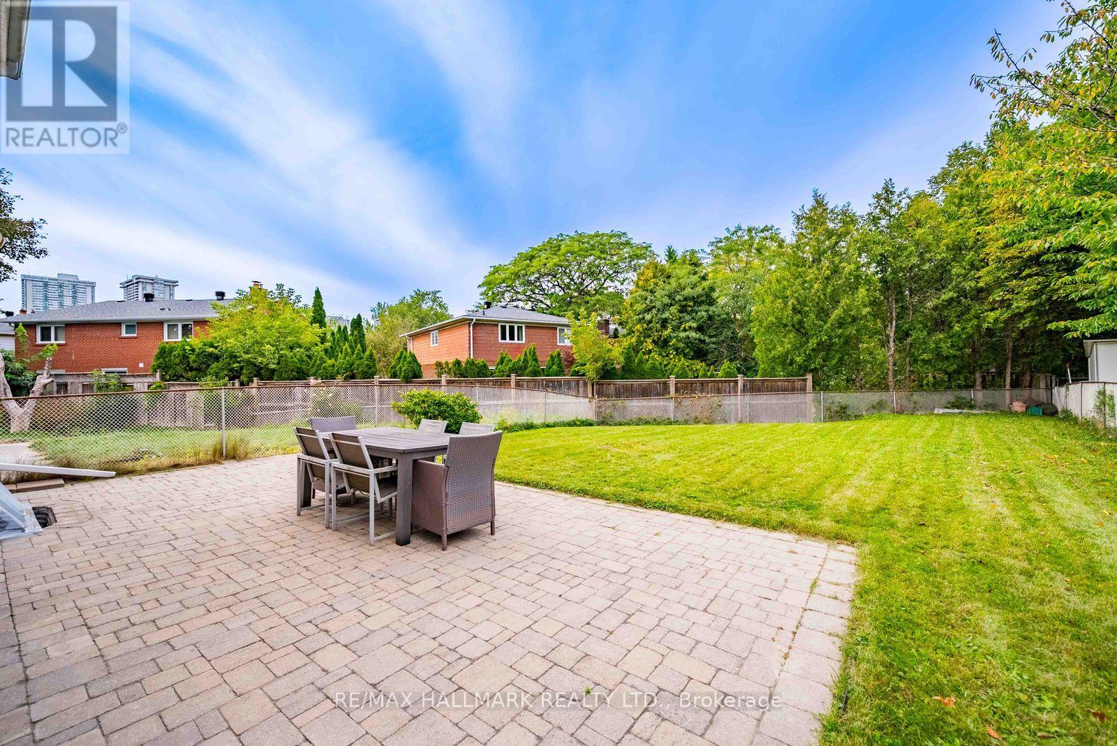 65 Baroness Crescent, Toronto, Ontario  M2J 3K4 - Photo 40 - C13812150
