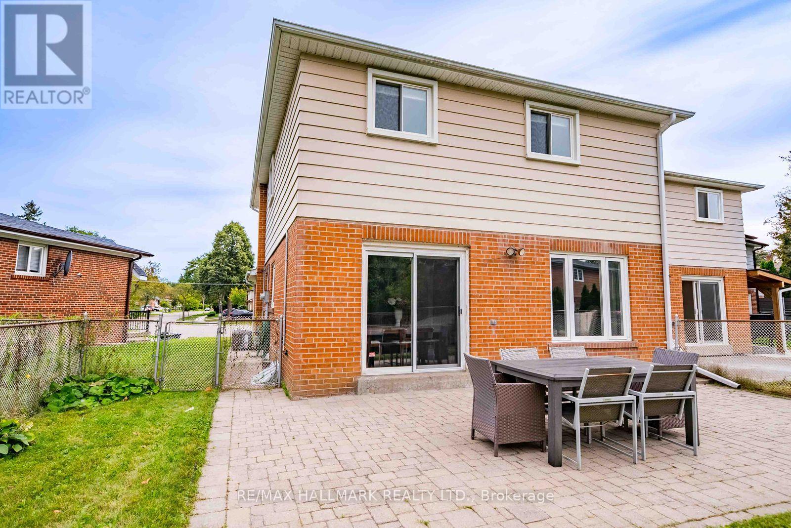 65 Baroness Crescent, Toronto, Ontario  M2J 3K4 - Photo 45 - C13812150